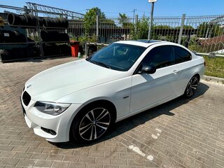 2011 BMW 3 серии 328i xDrive V (E90/E91/E92/E93) Рестайлинг, белый, 1250000 рублей, вид 1