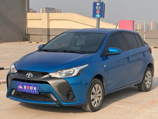 2020 Toyota Yaris III Рестайлинг 2, синий, 1050000 рублей, вид 1