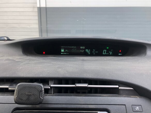 2011 Toyota Prius III Рестайлинг (XW30), серый, 850000 рублей - вид 7