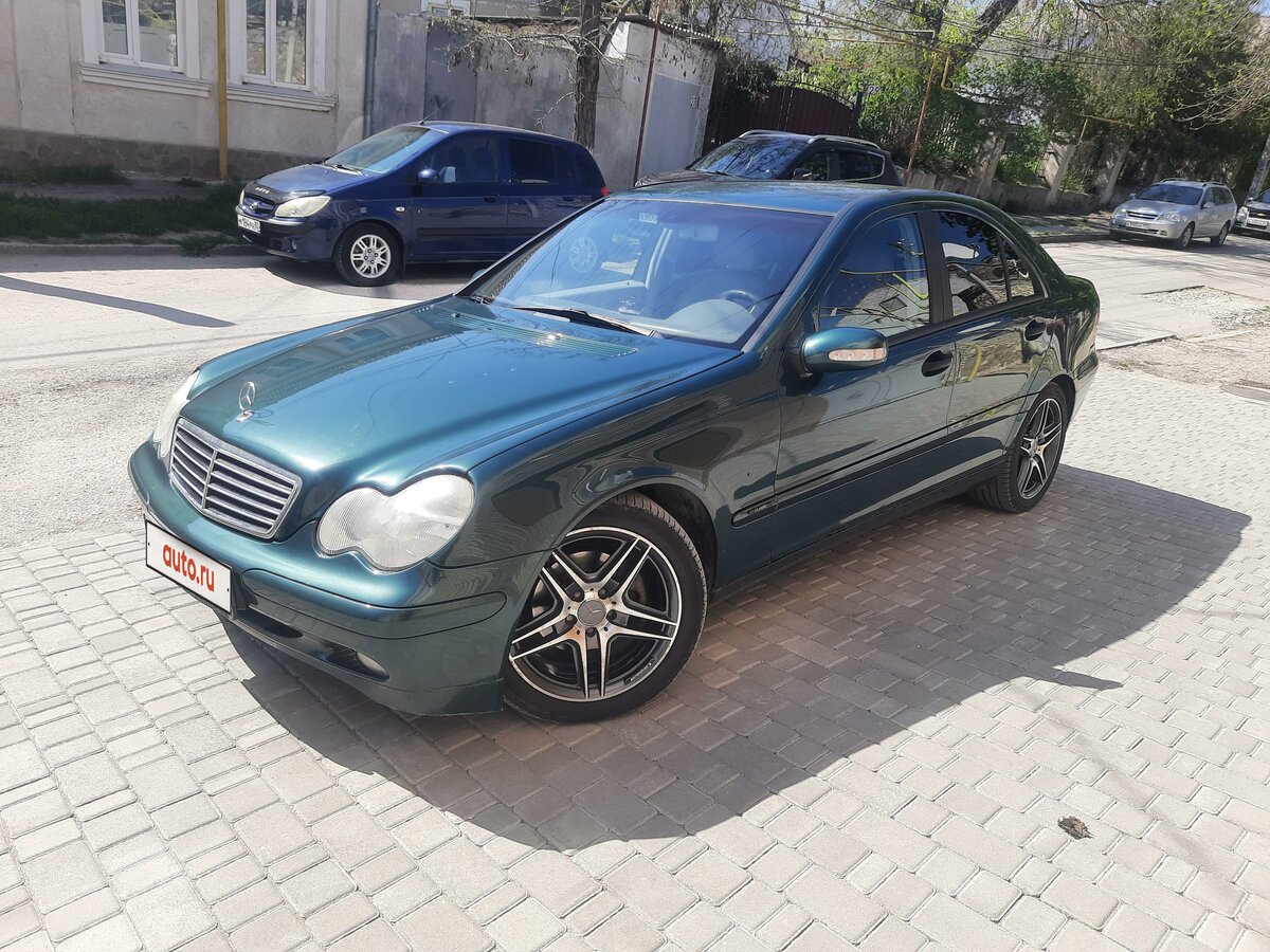 Mercedes Benz C II W203 200 2.0 MT 163 II W203 2000 850 000