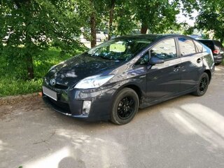 2010 Toyota Prius III (XW30), серый, 840000 рублей, вид 1