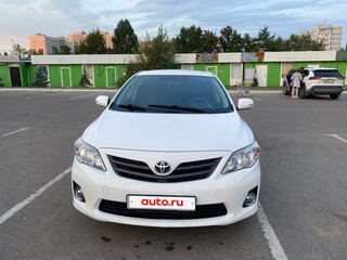 2012 Toyota Corolla X (E140, E150) Рестайлинг, белый, 800000 рублей, вид 1
