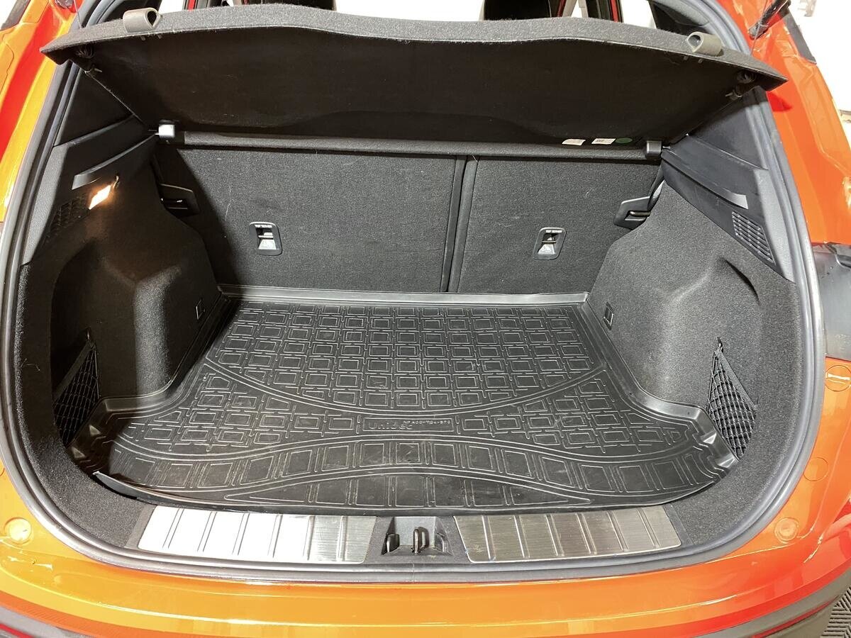 Крышка багажника geely coolray