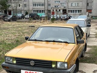 1985 Volkswagen Passat B2, золотистый, 70000 рублей, вид 1