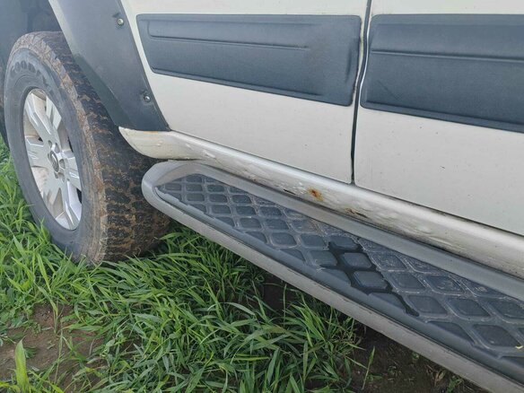 2010 Nissan Pathfinder III Рестайлинг, белый, 1400000 рублей - вид 12