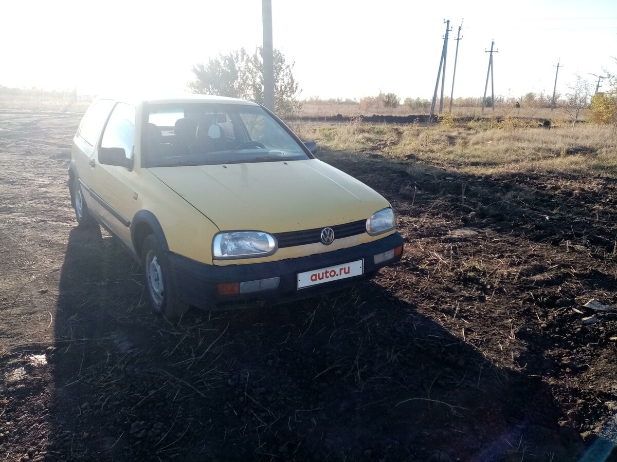 Купить б/у Volkswagen Golf III 1.9d MT (65 л.с.) дизель