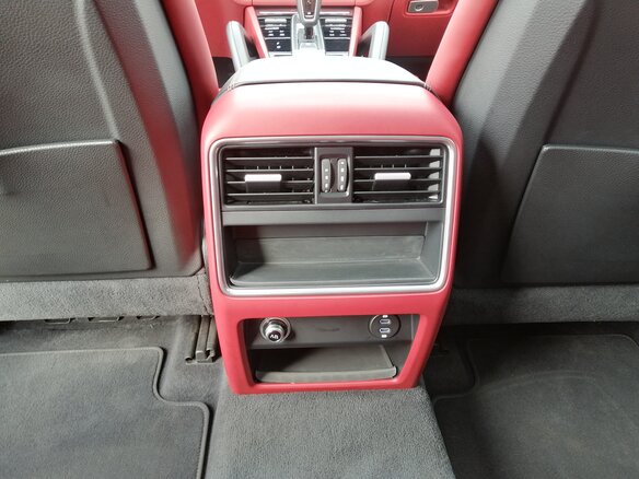 2020 Porsche Cayenne III, чёрный - вид 25