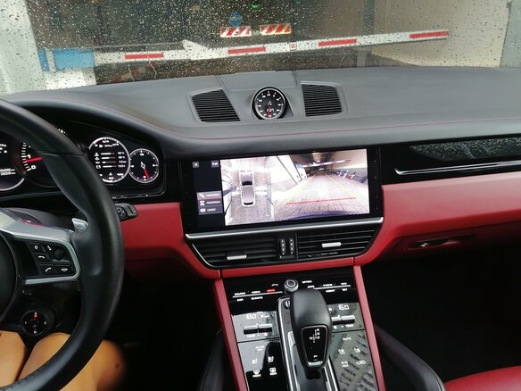 2020 Porsche Cayenne III, чёрный - вид 26