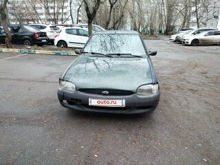 1997 Ford Escort V Рестайлинг 2, зелёный, 300000 рублей, вид 1