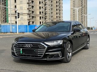 2022 Audi A8 Long 60 TFSI e IV (D5), чёрный, 5650000 рублей, вид 1