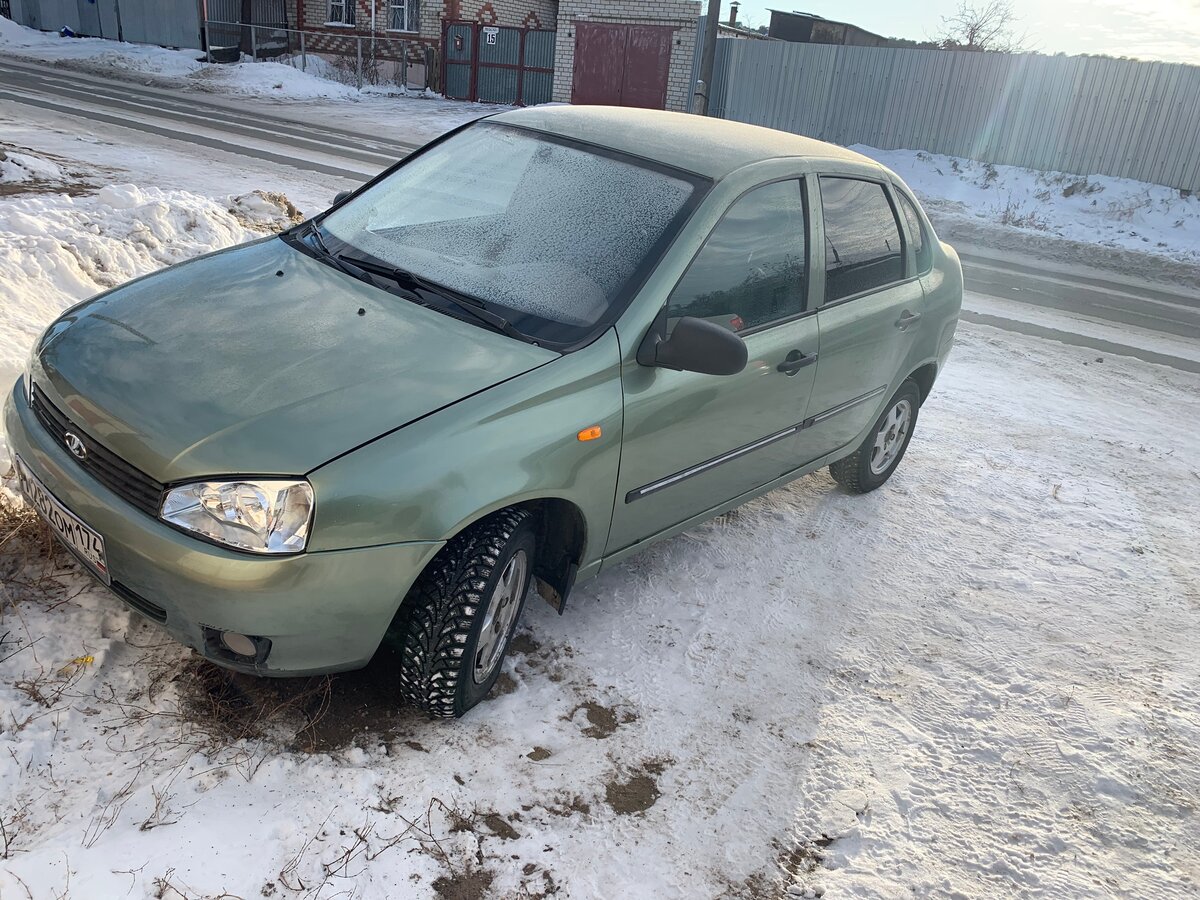 Lada Kalina 2008 зеленый седан