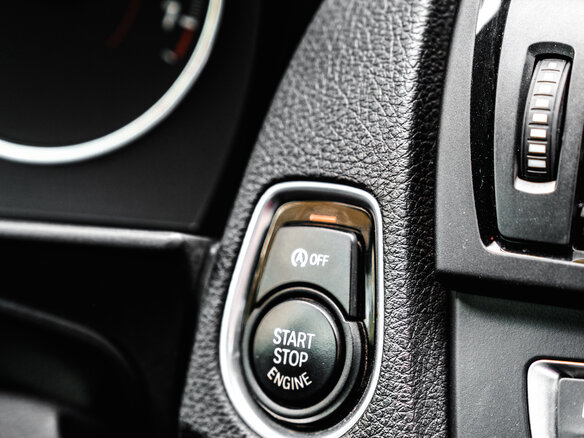 2014 BMW 2 серии 220i F22, чёрный - вид 32