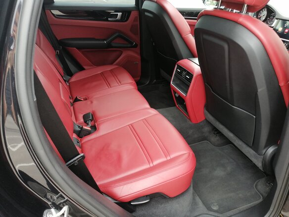 2020 Porsche Cayenne III, чёрный - вид 21