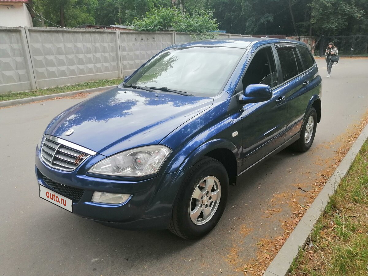 SSANGYONG Kyron синий