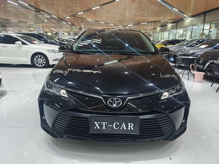 Toyota Corolla XII (E210)
