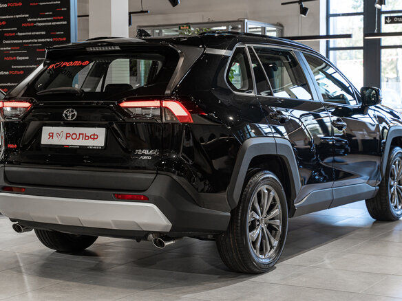 2025 Toyota RAV4 V (XA50), чёрный - вид 6