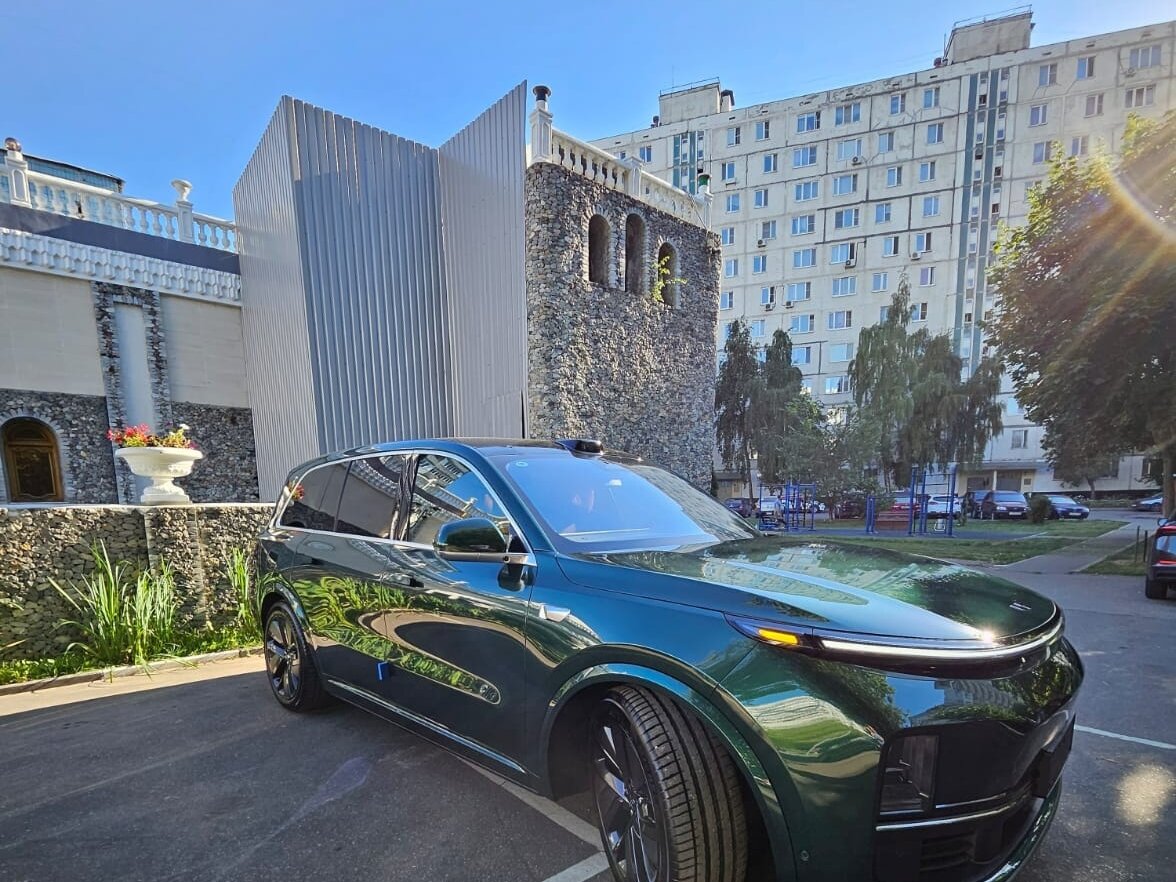 Ли л 9 авто