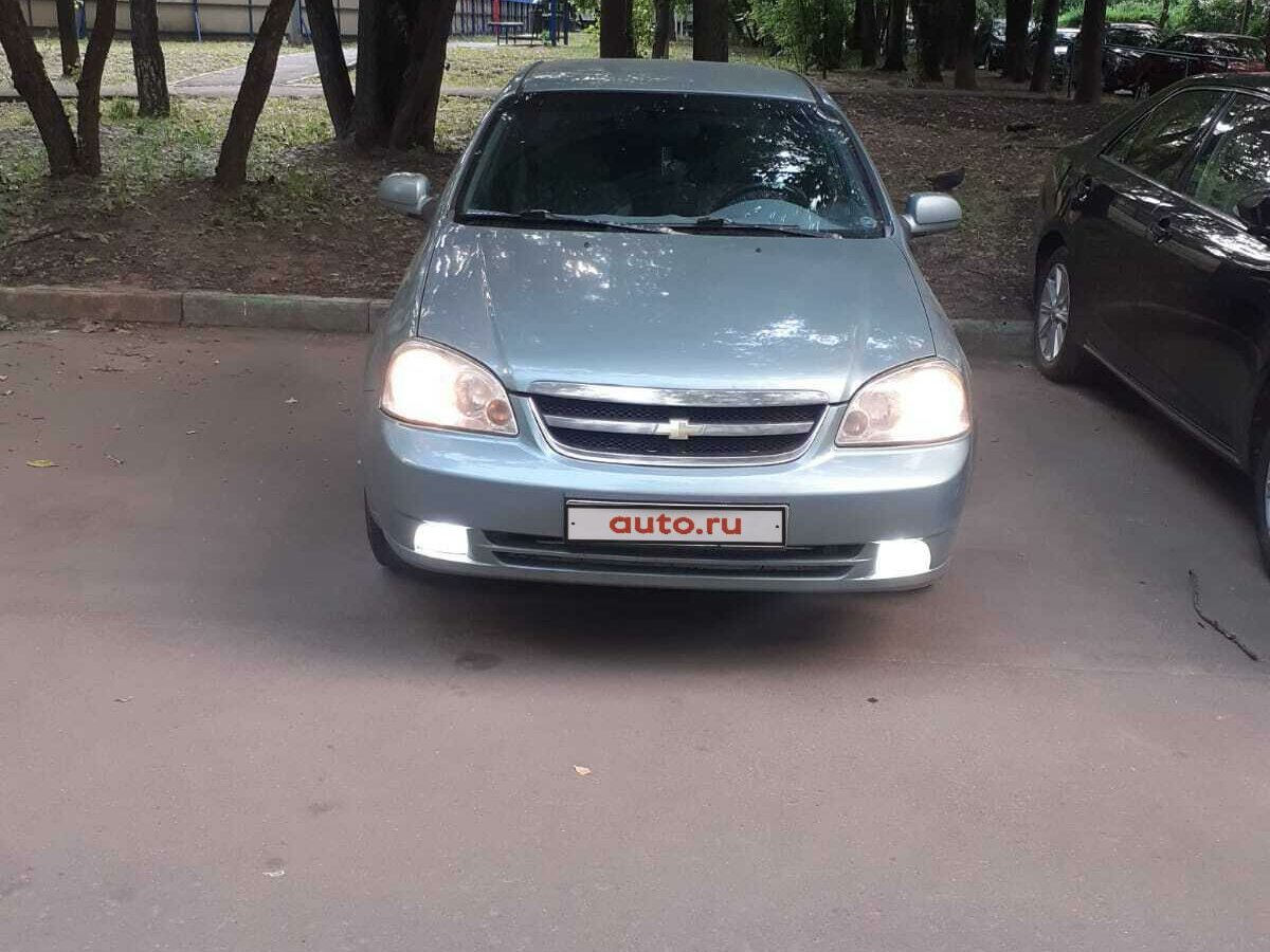 Шевроле лачетти серый