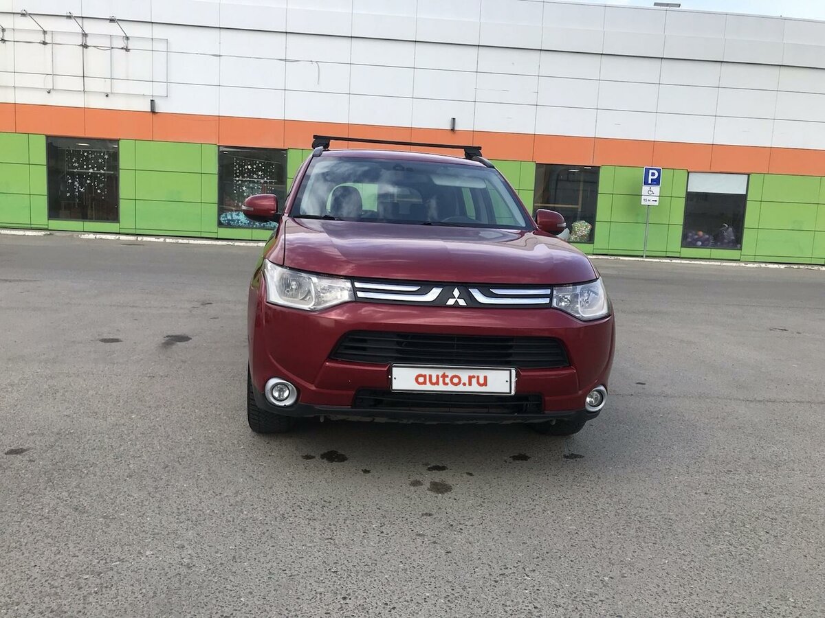 Купить б/у Mitsubishi Outlander III 2.0 CVT (146 л.с.) 4WD бензин ...