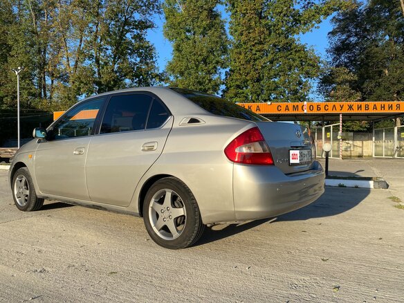 2001 Toyota Prius I Рестайлинг (XW10), серебристый, 390000 рублей - вид 19