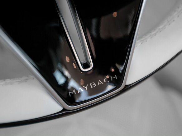 2025 Mercedes-Benz Maybach SL, красный - вид 22