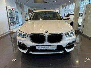 2018 BMW X3 20d xDrive III (G01), белый, 3099000 рублей, вид 5