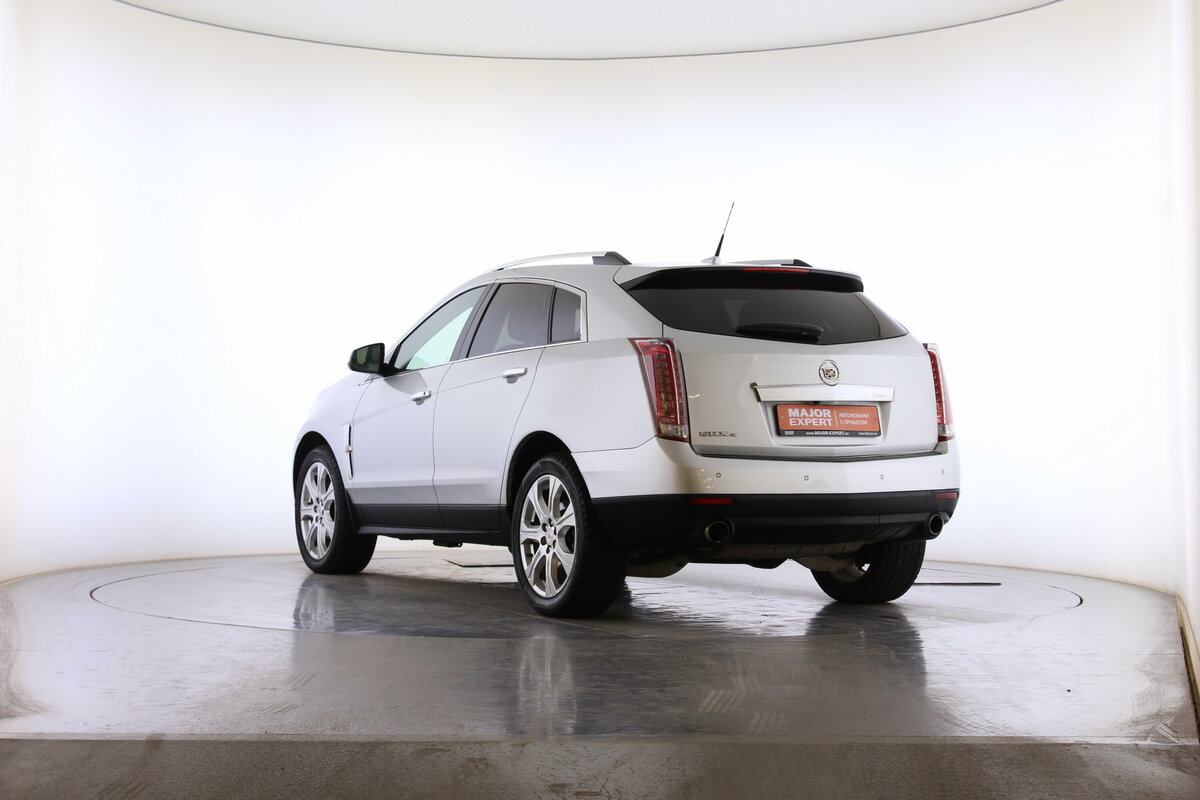 Cadillac srx ii