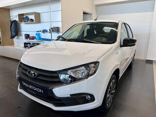 2026 Lada (ВАЗ) Granta I Рестайлинг, белый, 1324000 рублей, вид 1