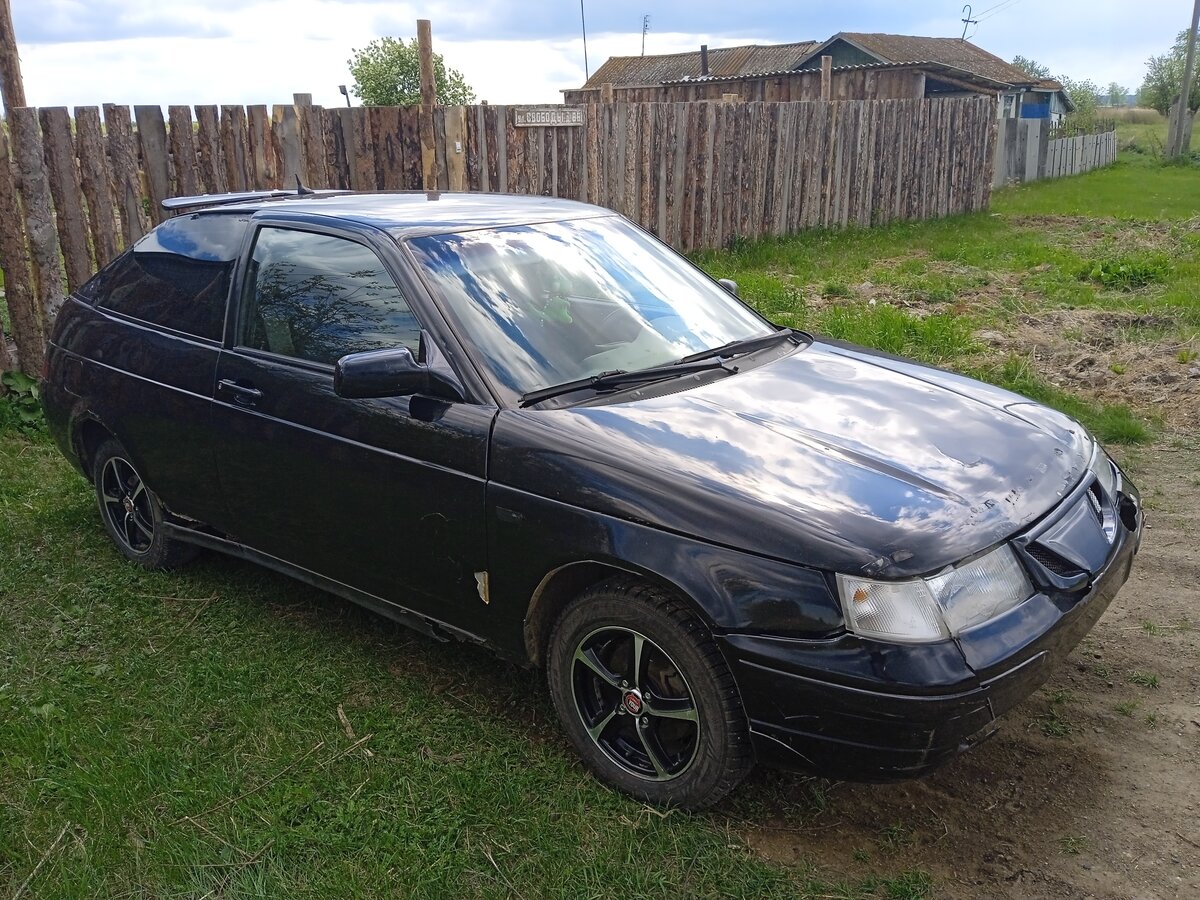 Купить б/у LADA (ВАЗ) 2112 1998-2009 1.6 MT (90 л.с.) бензин механика в ...