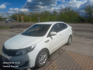 2014 Kia Rio III, белый, 500000 рублей, вид 1