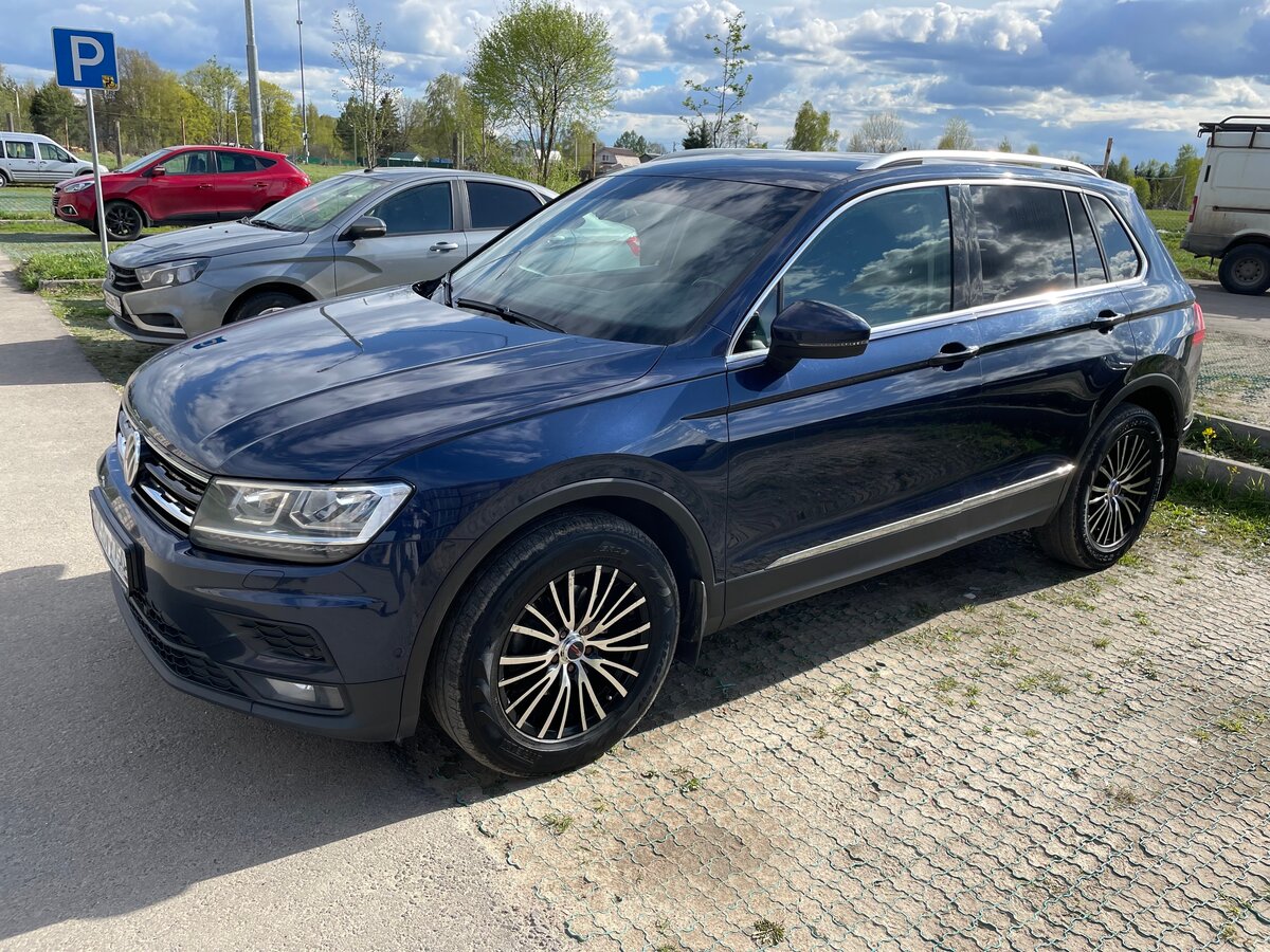 Tiguan 2017 синий
