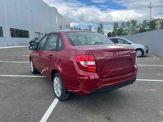2026 Lada (ВАЗ) Granta I Рестайлинг, красный, 1007000 рублей, вид 4
