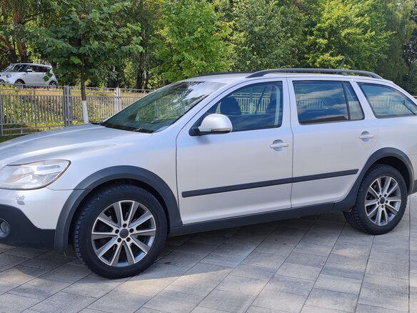 2012 Skoda Octavia Scout II (A5) Рестайлинг, серебристый - вид 7