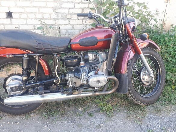 1997 Урал ИМЗ-8.103, красный, 180000 рублей