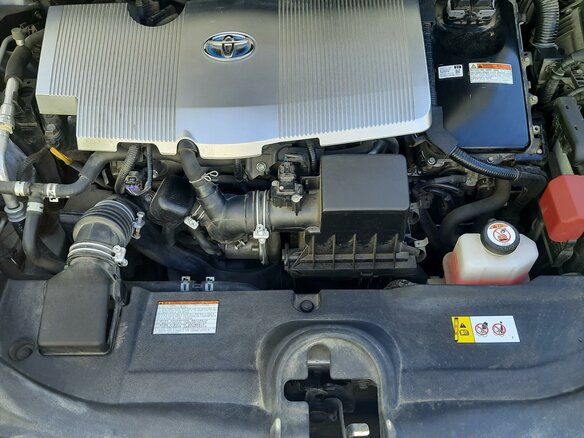 2016 Toyota Prius IV (XW50), серый, 1600000 рублей - вид 22