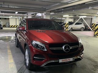 2017 Mercedes-Benz GLE Coupe 400 I (C292), красный, 4700000 рублей, вид 3