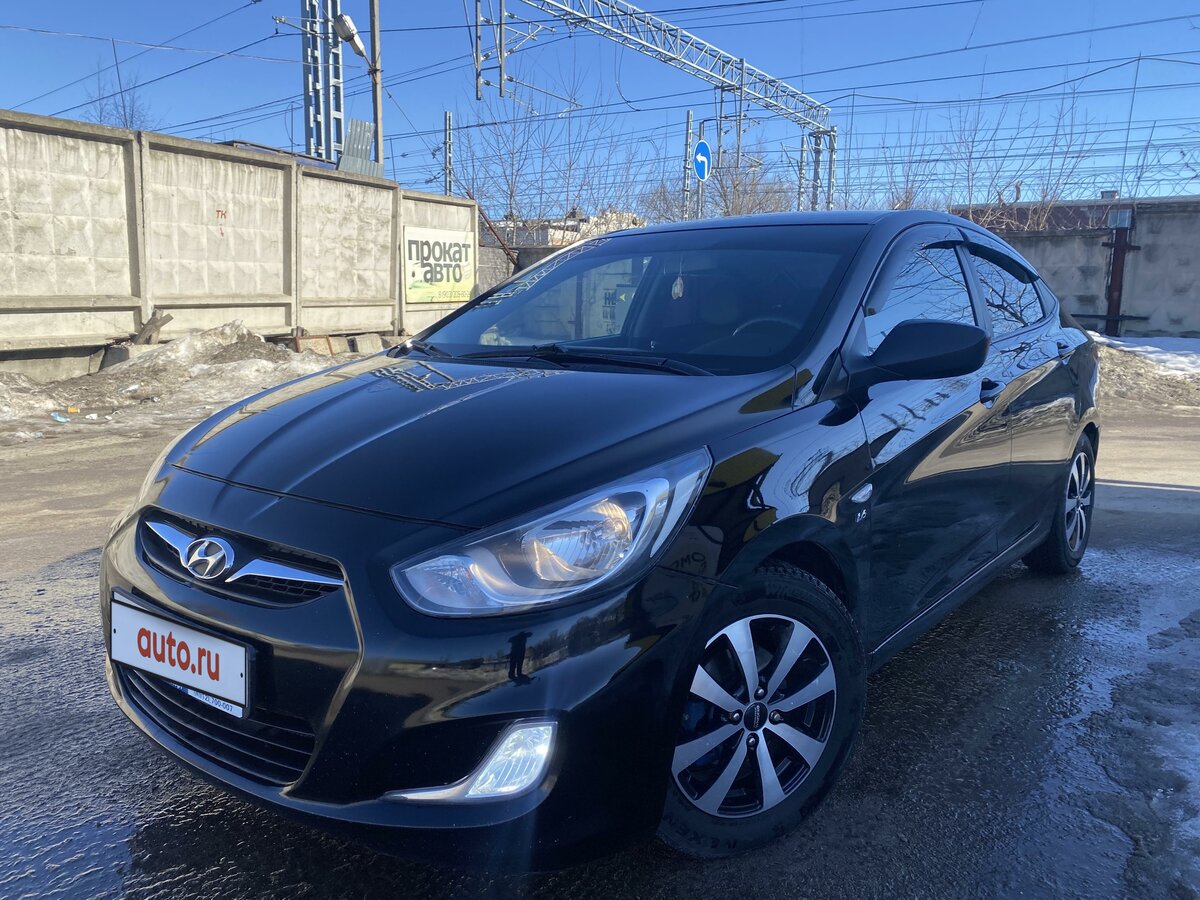 Купить б/у Hyundai Solaris I 1.6 MT (123 л.с.) бензин механика в ...