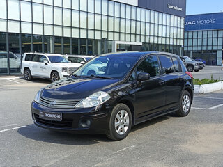 2010 Nissan Tiida I Рестайлинг, чёрный, 569000 рублей, вид 1