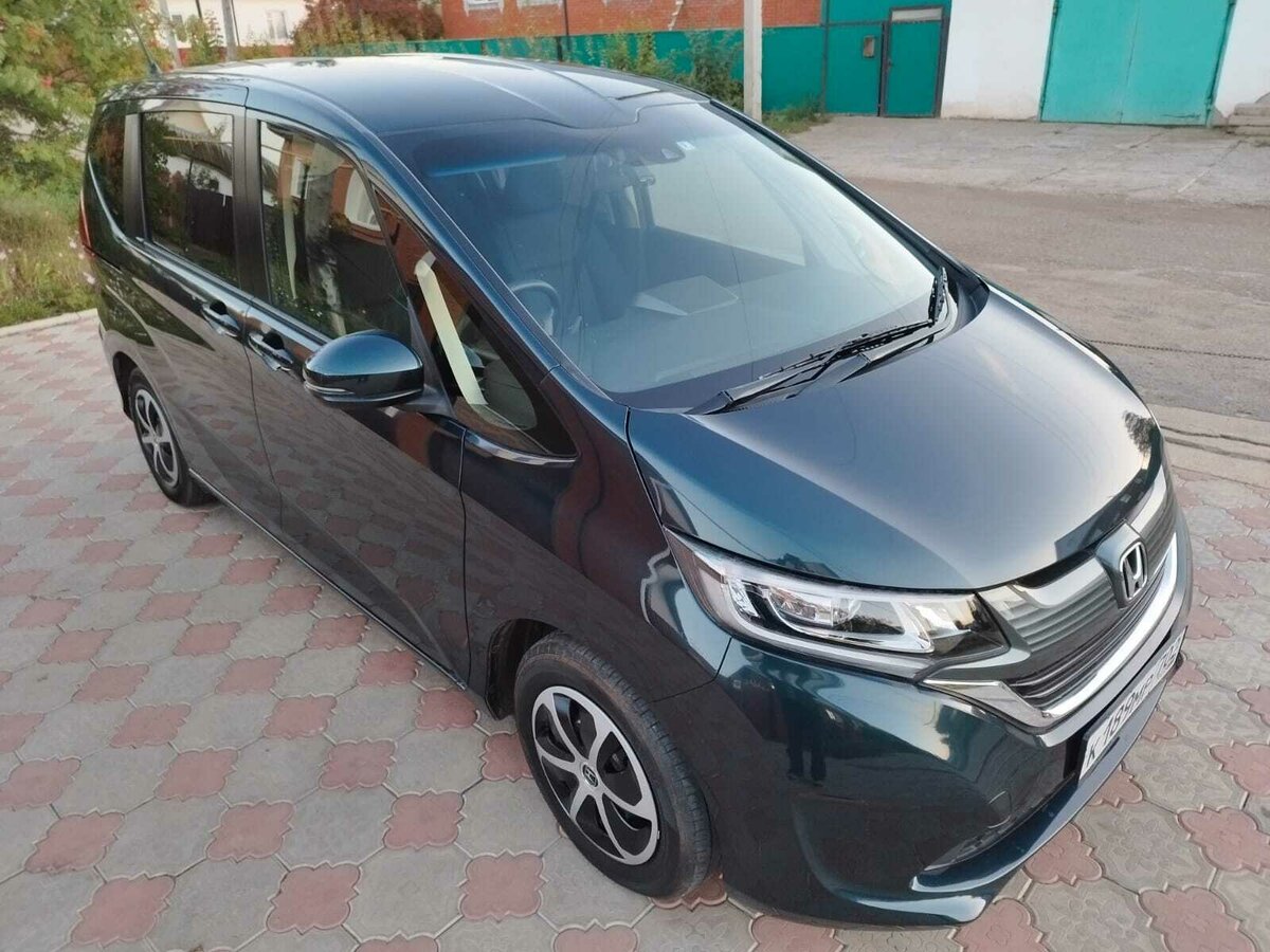 Купить б/у Honda Freed II Freed+ 1.5 CVT (131 л.с.) бензин вариатор в ...