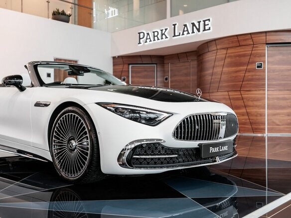 2025 Mercedes-Benz Maybach SL SL 680, белый, 36890000 рублей - вид 9