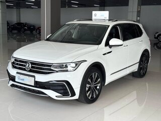 2021 Volkswagen Tiguan II Рестайлинг, белый, 2900000 рублей, вид 1