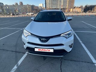 2018 Toyota RAV4 IV (XA40) Рестайлинг, белый, 2349990 рублей, вид 1