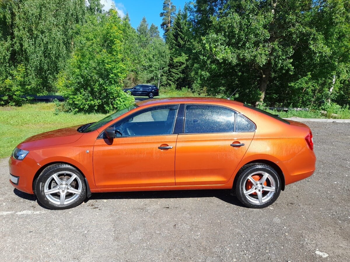 Купить б/у Skoda Rapid I 1.6 MT (90 л.с.) бензин механика в Киржаче ...