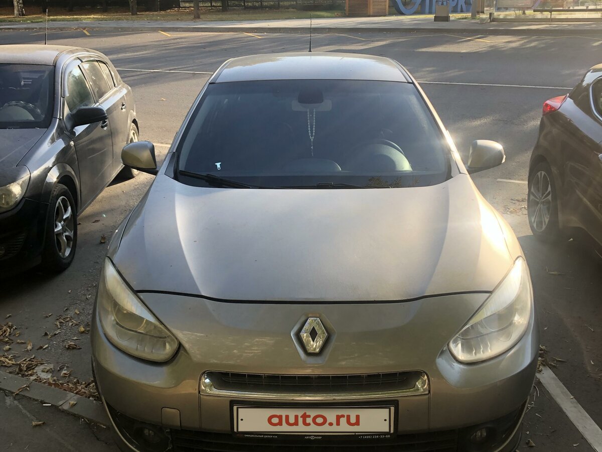 Купить б/у Renault Fluence I 1.6 MT (106 л.с.) бензин механика в Москве ...