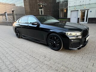 2020 BMW 7 серии 730d xDrive VI (G11/G12) Рестайлинг, чёрный, 7590000 рублей, вид 1