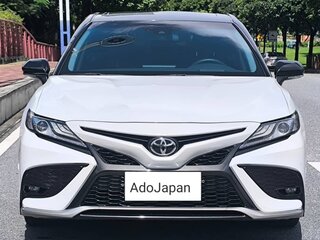 2022 Toyota Camry VIII (XV70) Рестайлинг, белый, 2700000 рублей, вид 1