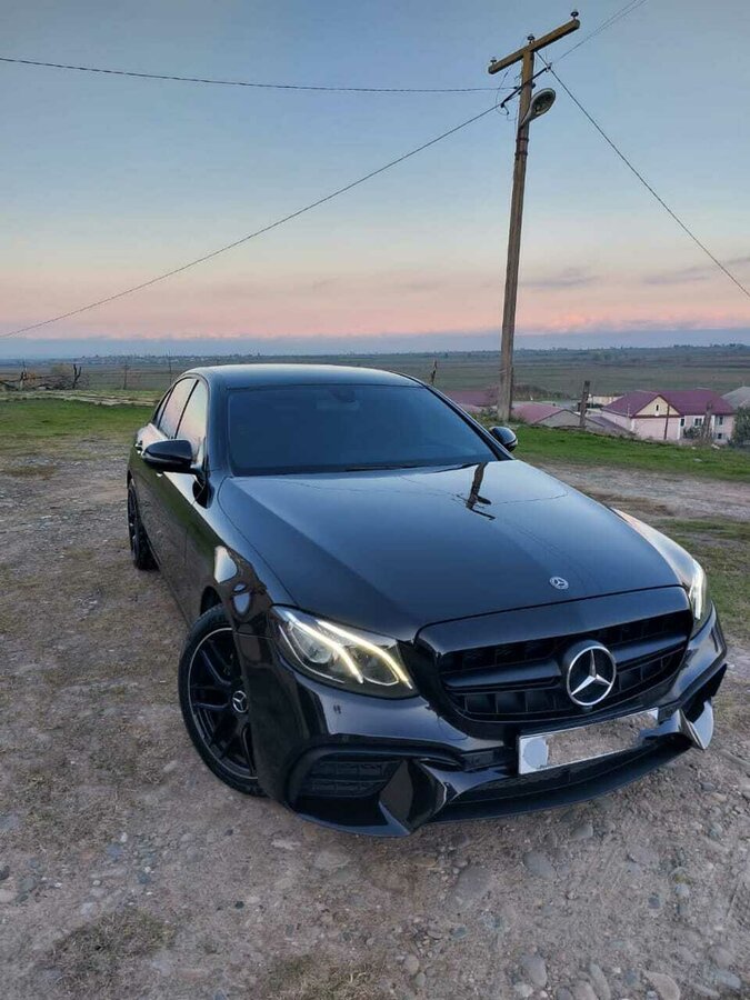 2016 Mercedes-Benz E-Класс 200 V (W213, S213, C238), чёрный - вид 3