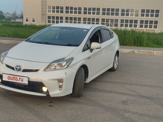 2012 Toyota Prius III Рестайлинг (XW30), белый, 1315000 рублей, вид 1