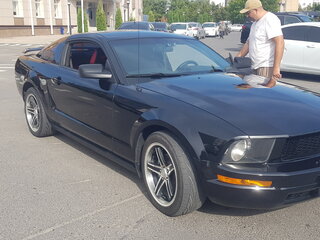 2005 Ford Mustang V, чёрный, 1500000 рублей, вид 1