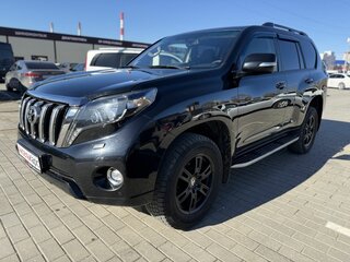 2017 Toyota Land Cruiser Prado 150 Series Рестайлинг 1, чёрный, 4390000 рублей, вид 1